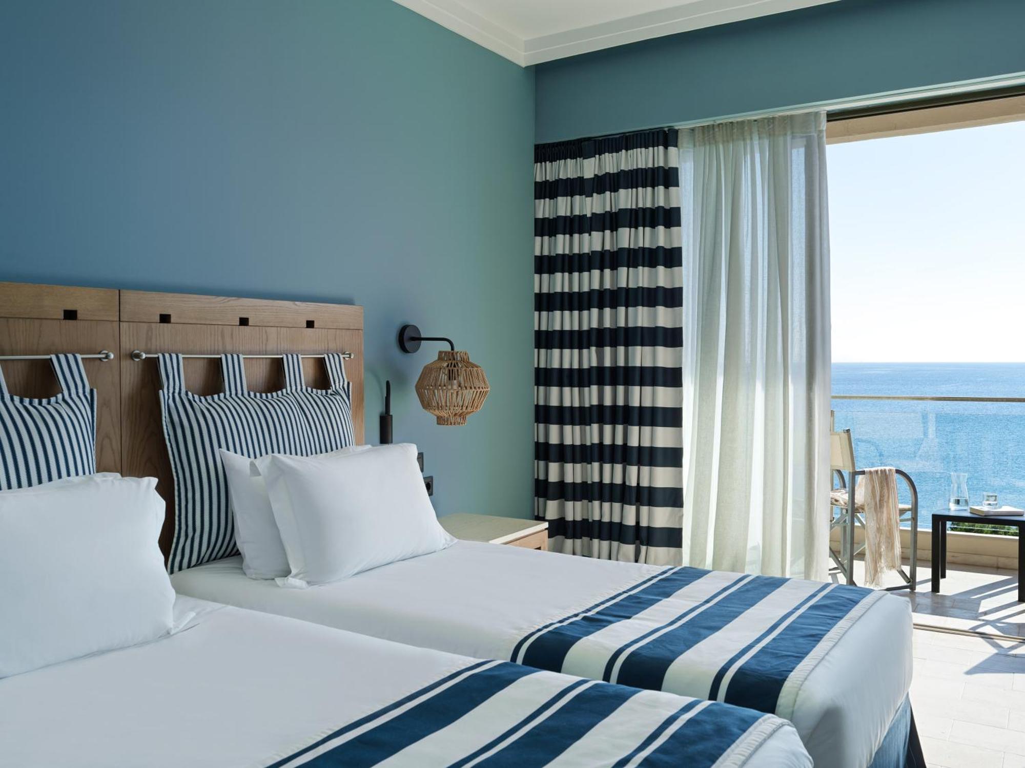 Kalamaki Beach Resort Isthmia Exterior photo