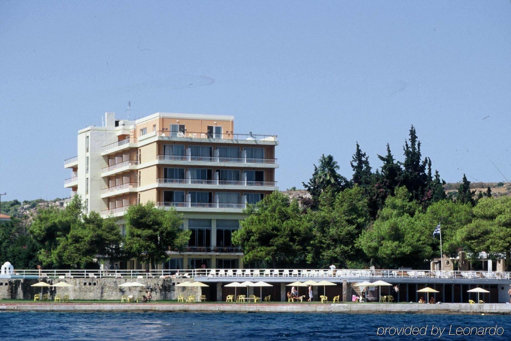 Kalamaki Beach Resort Isthmia Exterior photo